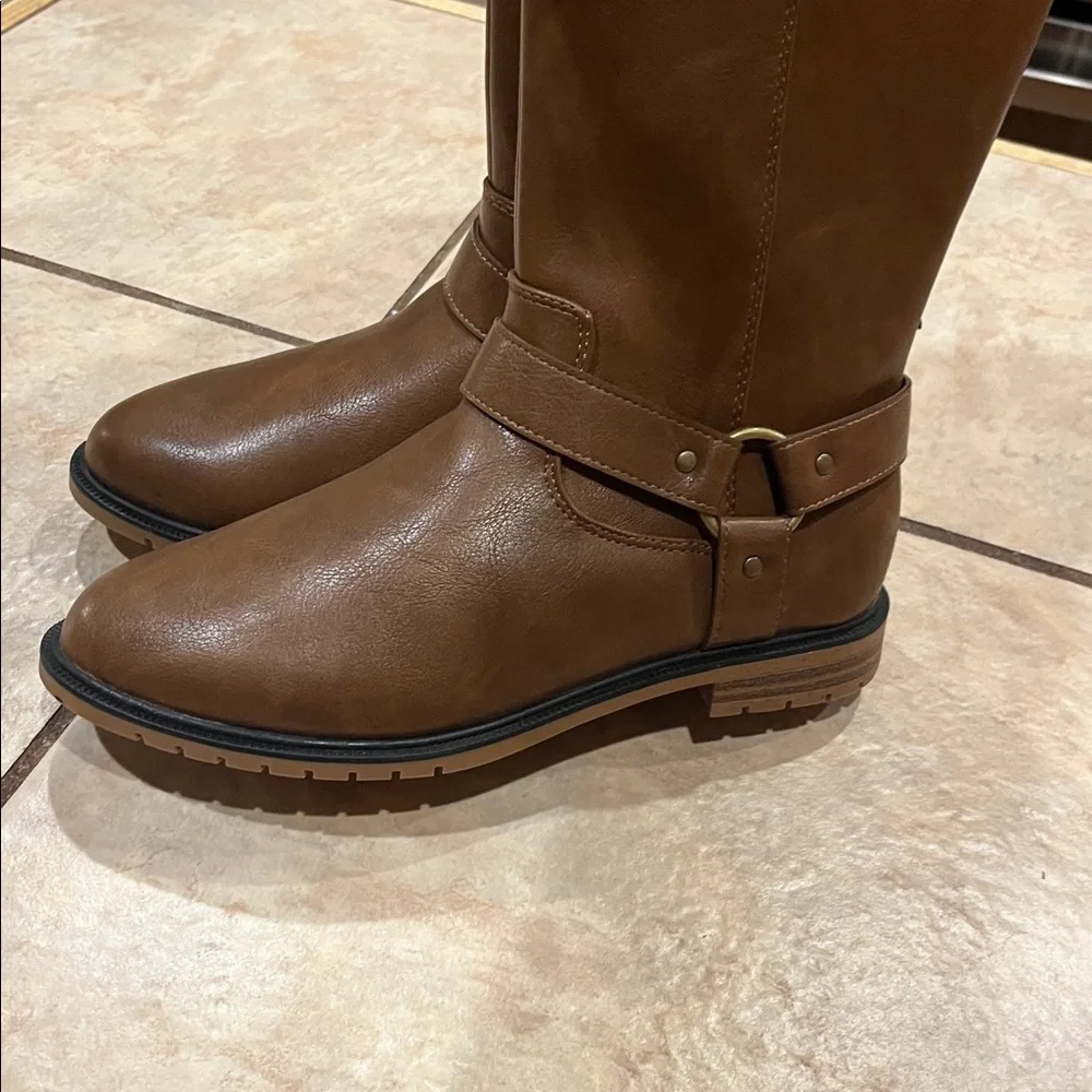 Cat & Jack Brown Girl’s Boots